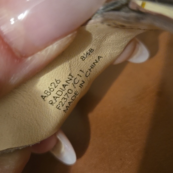 COACH RADIANT Metalic Thong Sandals - Picture 7 of 7